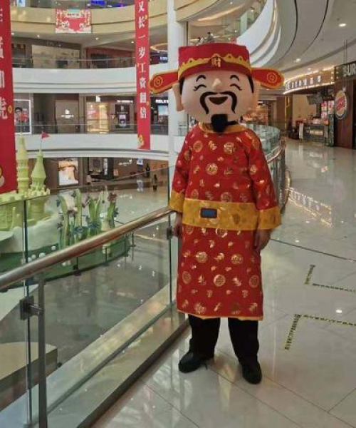 成都兴龙交通设施厂销售排名前十名的大学数据分析：销售专业大学排行榜