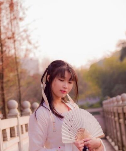 最新接歌歌曲推荐，潮流热歌不断，点燃你的激情！：接歌的歌曲推荐最新款是什么歌