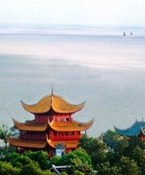 湖南景点排名前十名——探寻魅力湖南的十大旅游胜地：湖南景点排名前十名有哪些