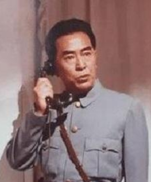 励志前行，生活艰辛下的坚韧力量：描写生活艰辛的励志语录短句
