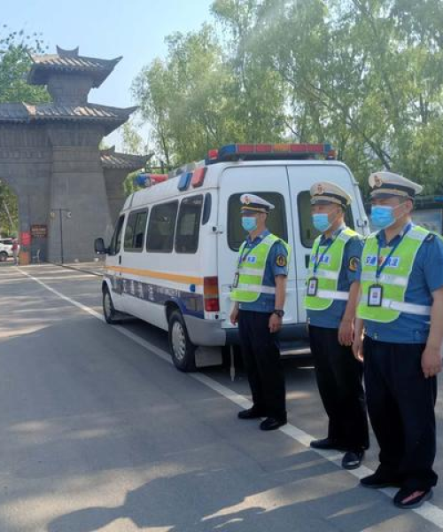 交通安全设施在高速公路上的关键作用：