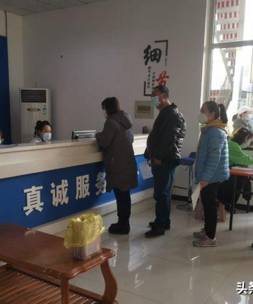 成都兴龙交通设施厂在交通标识设计中的美学考虑：